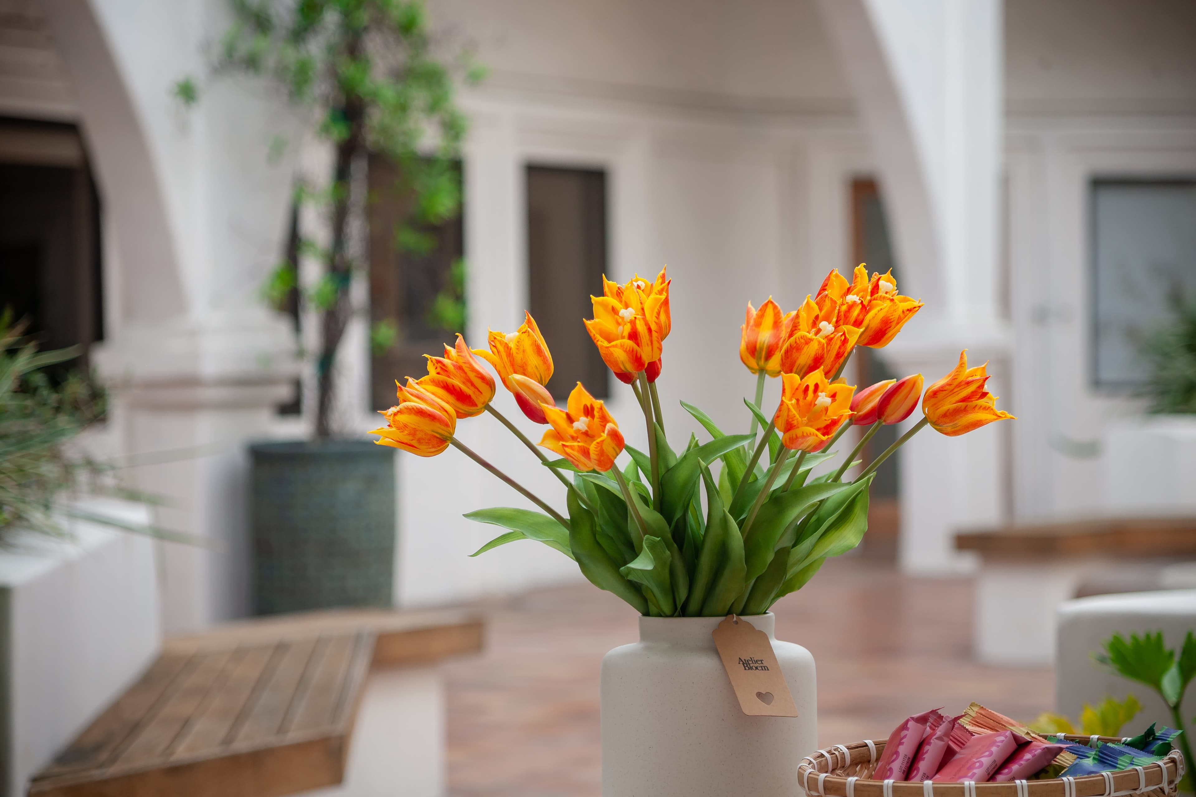 Forever floral arrangement by Atelier Bloem