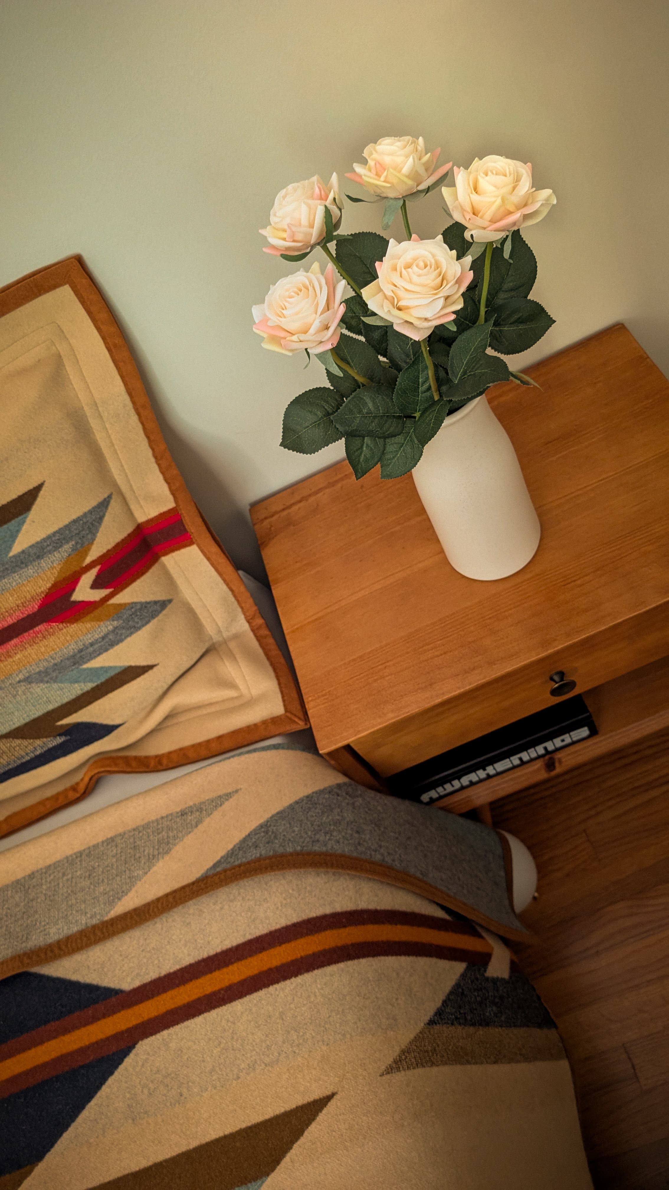 Forever floral arrangement by Atelier Bloem