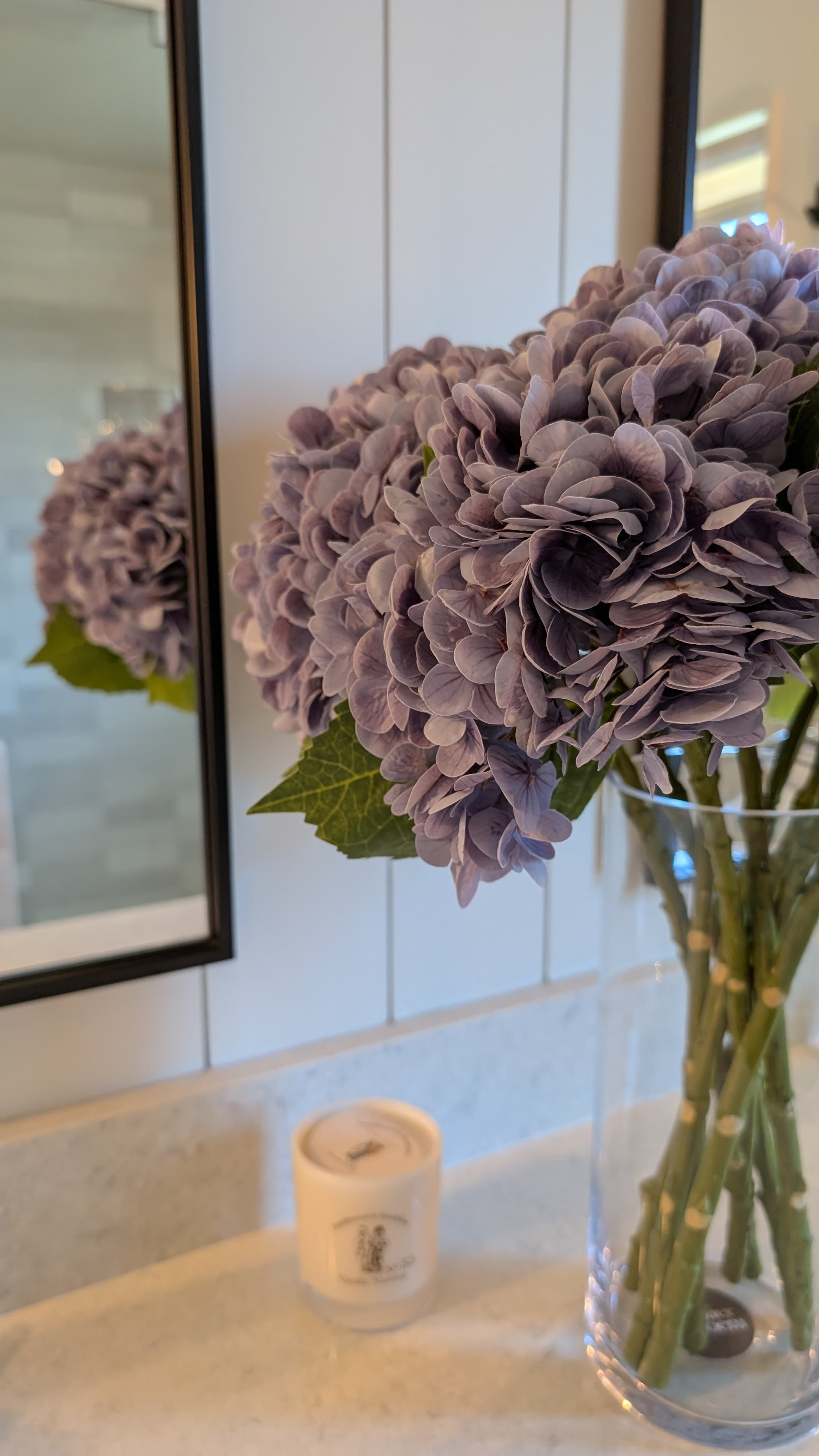Forever floral arrangement by Atelier Bloem