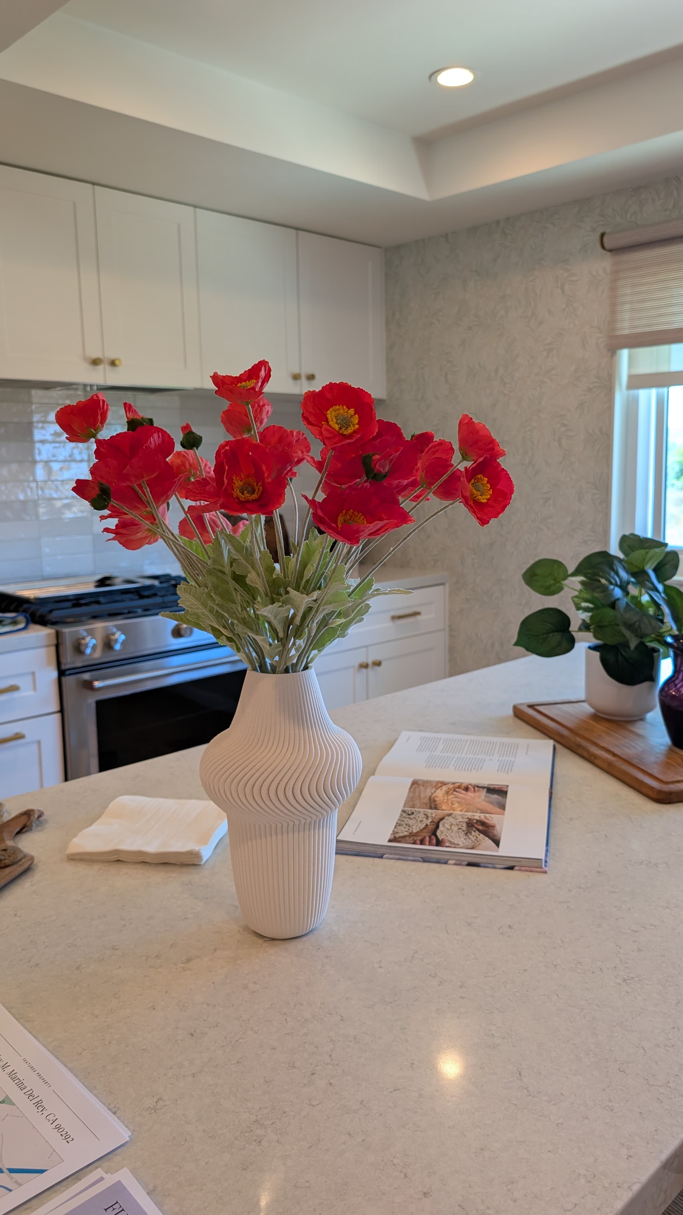 Forever floral arrangement by Atelier Bloem